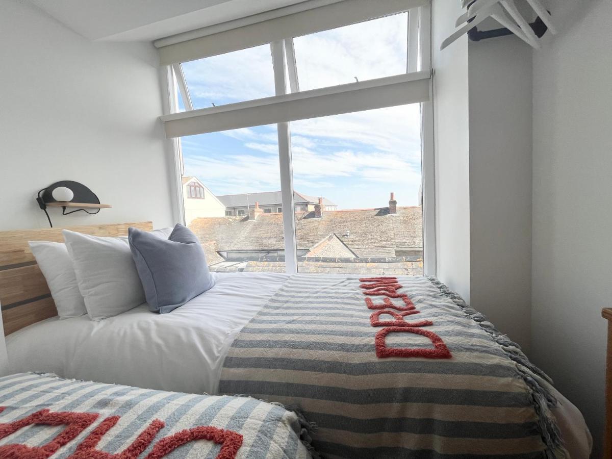 Apres Beach Apartment Sleeps 4 Penzance Zewnętrze zdjęcie