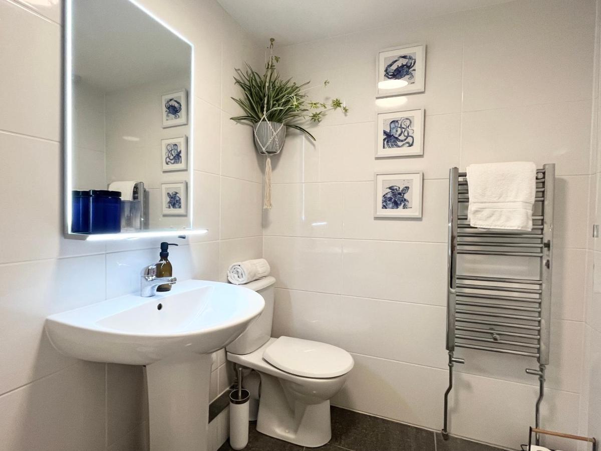 Apres Beach Apartment Sleeps 4 Penzance Zewnętrze zdjęcie