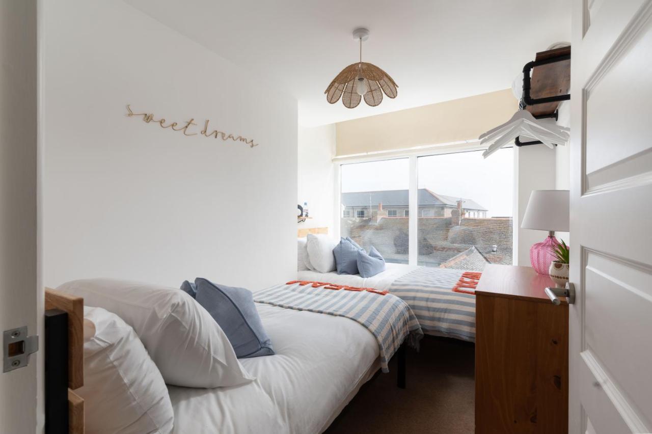 Apres Beach Apartment Sleeps 4 Penzance Zewnętrze zdjęcie