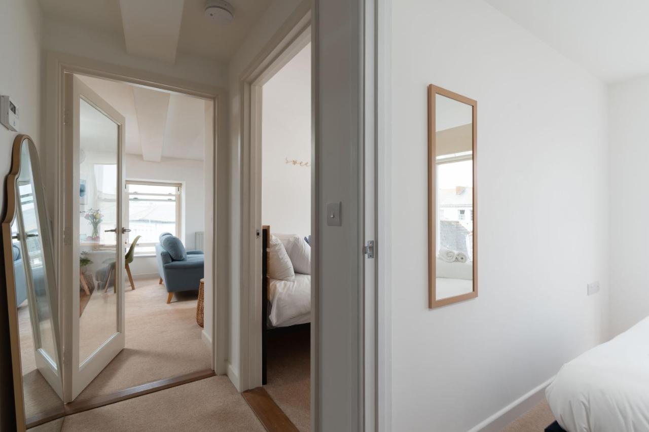 Apres Beach Apartment Sleeps 4 Penzance Zewnętrze zdjęcie